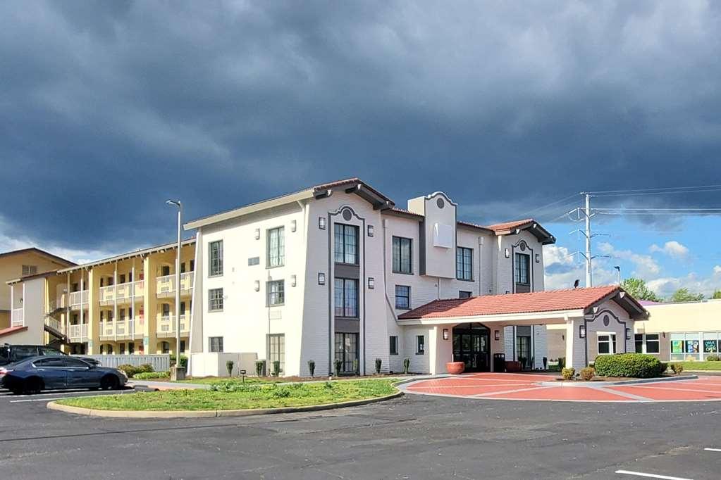 Quality Inn -Hampton Coliseum Convention Center Extérieur photo