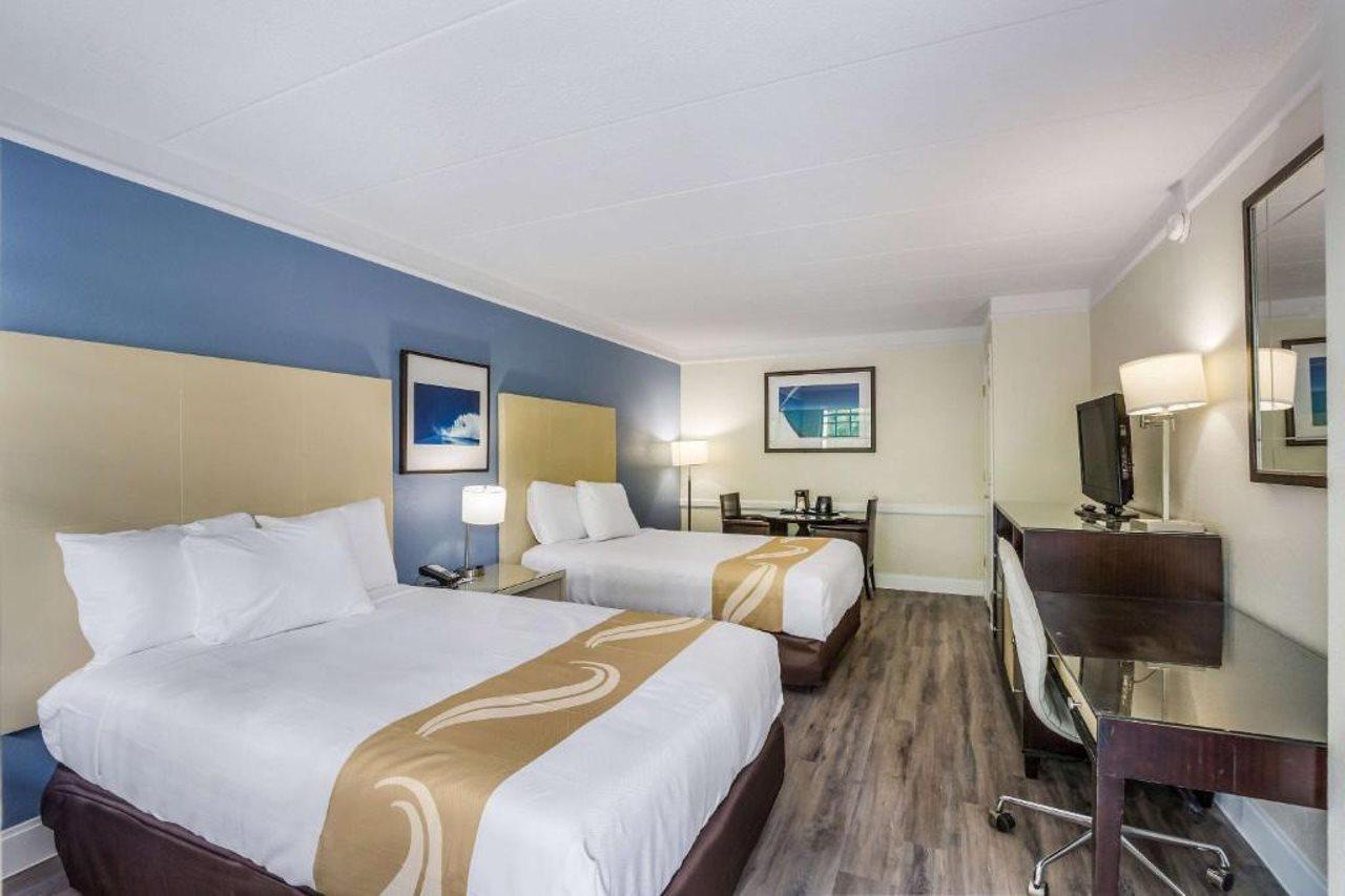 Quality Inn -Hampton Coliseum Convention Center Extérieur photo