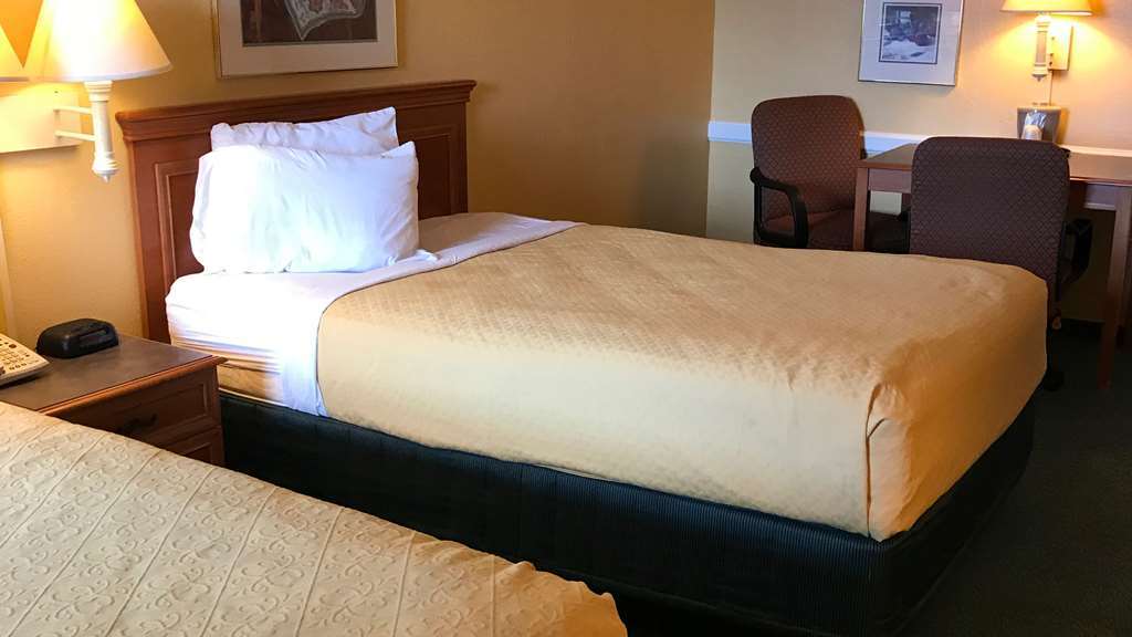 Quality Inn -Hampton Coliseum Convention Center Chambre photo